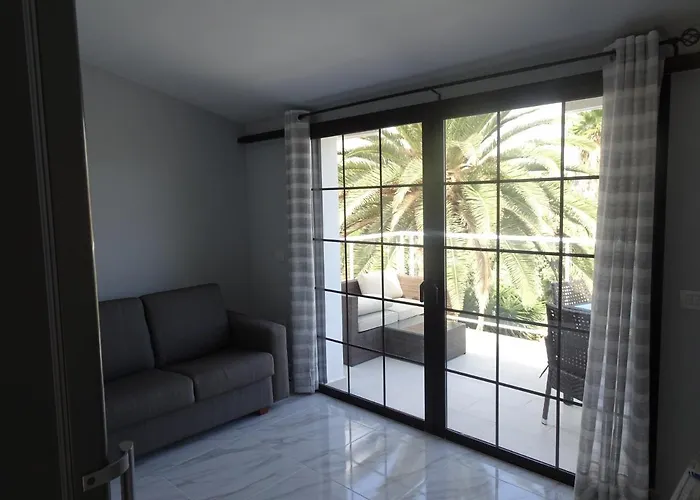 Indipendente In - Golf Del Sur San Miguel de Abona